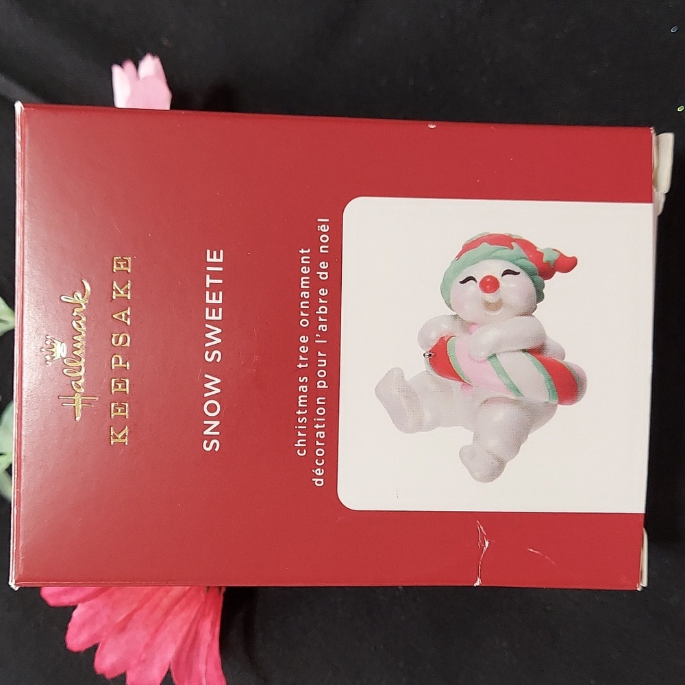 * Hallmark Keepsake 2020 Snow Sweetie Holiday Ornament Limited Edition, Like New